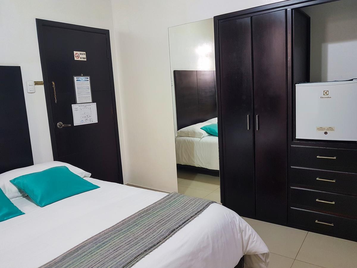 Hostal Blue Pacific มันตา ภายนอก รูปภาพ